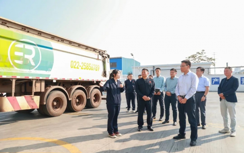 天津市交通運(yùn)輸委黨委書記、主任王志楠一行到榮程集團(tuán)走訪調(diào)研