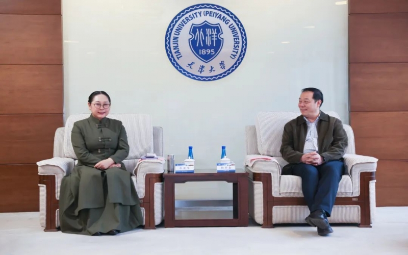 張榮華主席應邀出席天津大學創(chuàng)業(yè)大講堂活動，張君婷總裁作主題演講