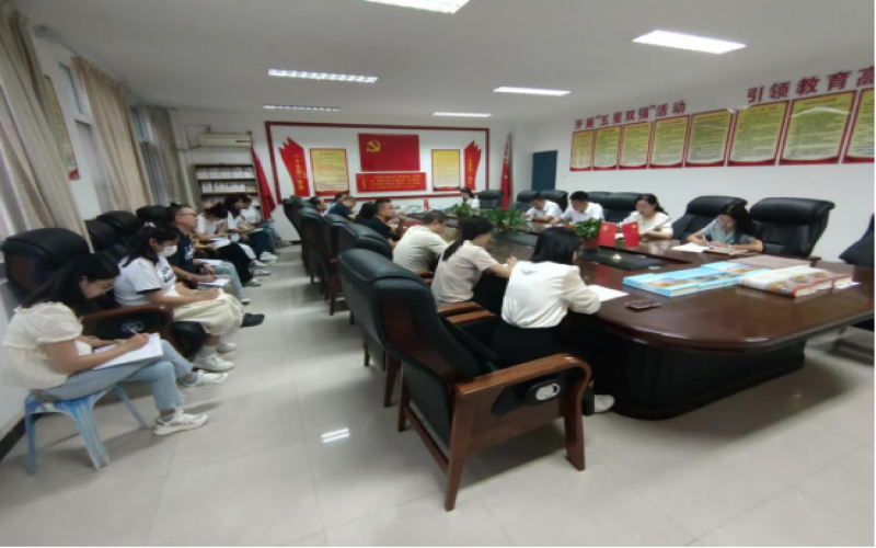 逐夢青藍，薪火相傳——略陽榮程中學2024——2025學年“青藍工程”師徒結對啟動儀式圓滿完成