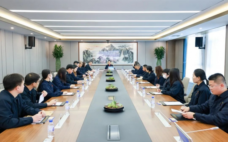 榮程新智研究院、榮程學(xué)院、榮程普濟(jì)公益基金會聯(lián)合召開2024年工作總結(jié)和2025年工作部署會議